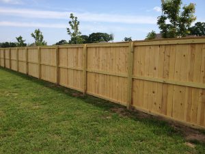 Feater edge fencing